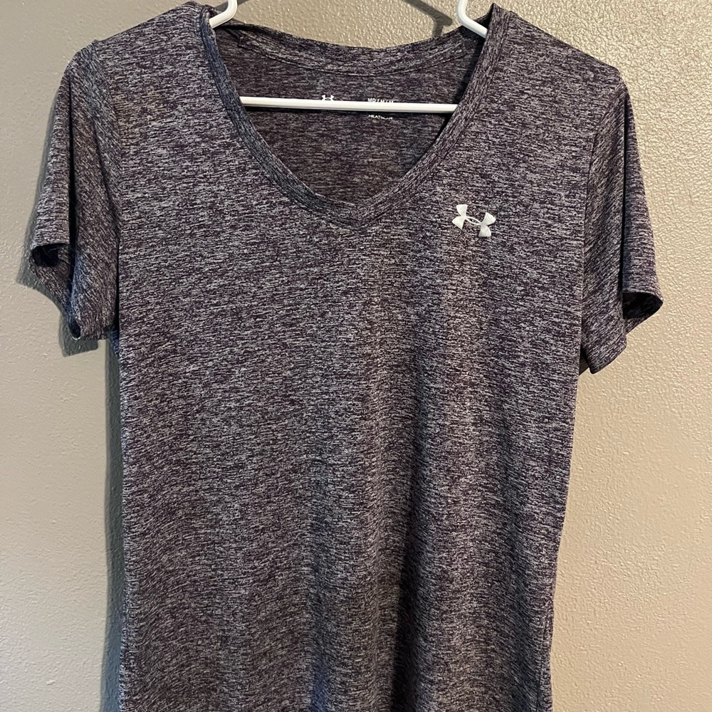 Breathable v-neck, by under armor